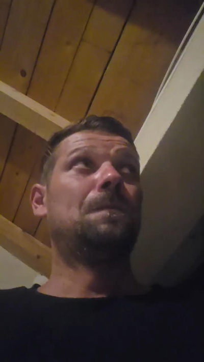 sklaveverheira1 live cam on Cam4