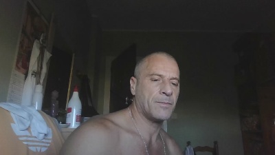 skunn live cam on Cam4