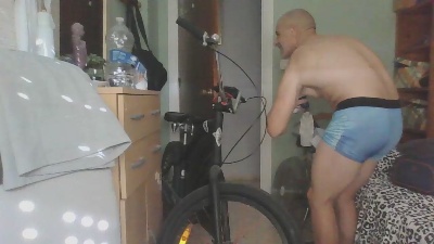 skunn live cam on Cam4