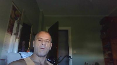 skunn live cam on Cam4