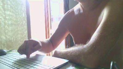 slaveNAKED live cam on Cam4