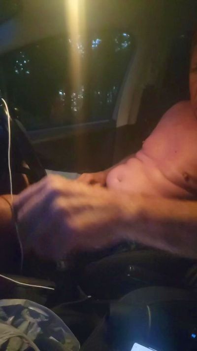 slaven19 live cam on Cam4