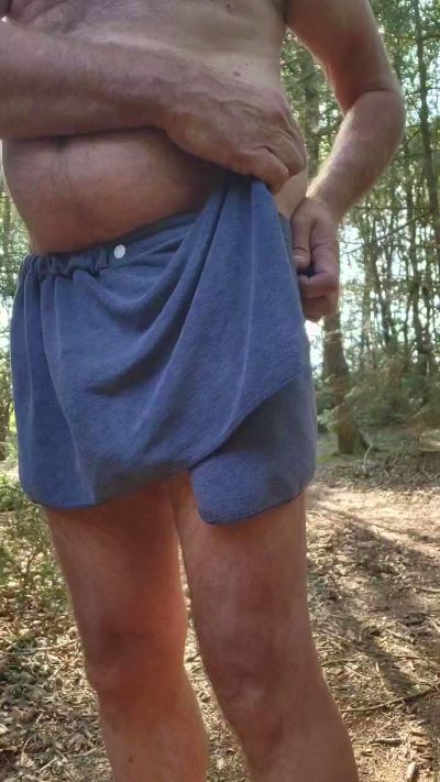 slaven19 live cam on Cam4