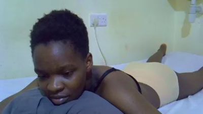 slender_queen live cam on Cam4