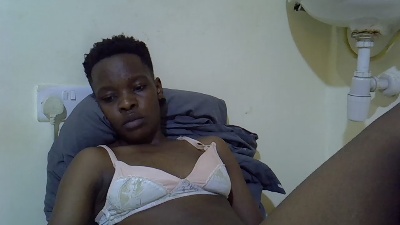 slender_queen live cam on Cam4