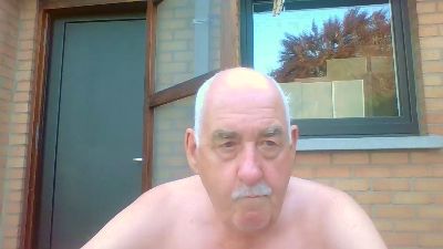 slet69jbottom2 live cam on Cam4