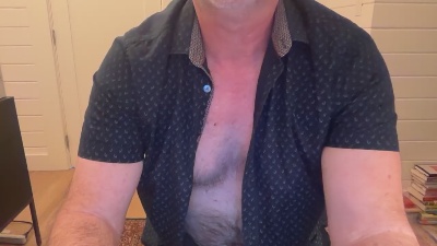 slowen2028 live cam on Cam4
