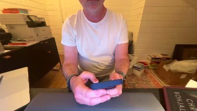 slowen2028 live cam on Cam4