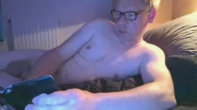 slutboyx73 live cam on Cam4