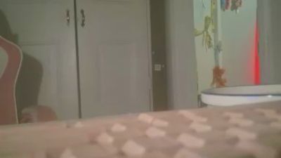 sluttydiana4 live cam on Cam4