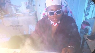 sluttydiana4 live cam on Cam4