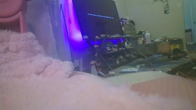 sluttydiana4 live cam on Cam4