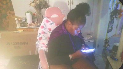 sluttydiana4 live cam on Cam4