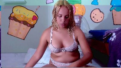 smallmerry21 live cam on Cam4