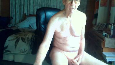 smartwizguy79 live cam on Cam4