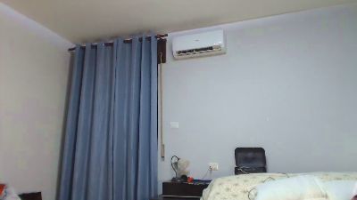 smeralda33 live cam on Cam4