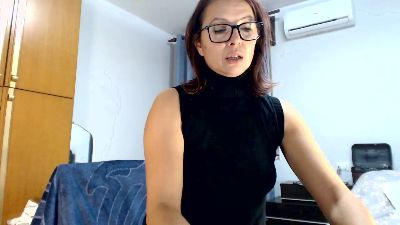 smeralda33_ live cam on Cam4