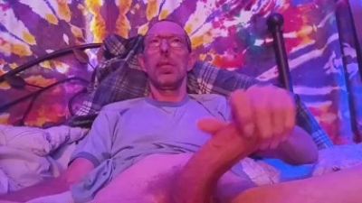 smokelvr1 – currently Offline