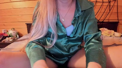 smurfchick live cam on Cam4