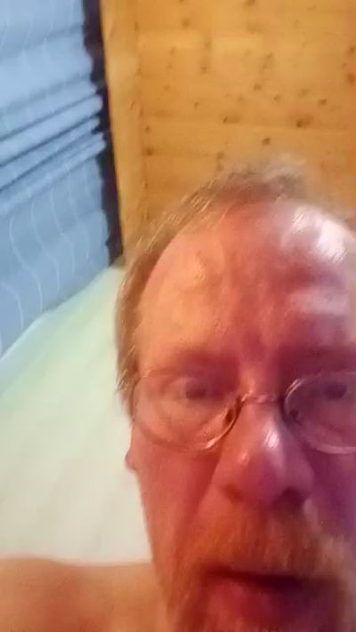 snowpick666 live cam on Cam4
