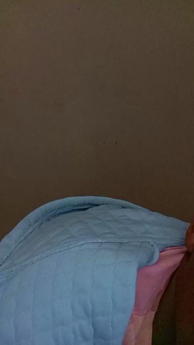 snugllebun live cam on Cam4