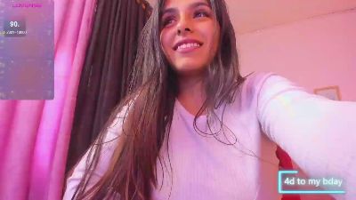 sofi_secrets live cam on Cam4