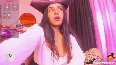 sofi_secrets live cam on Cam4