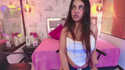 sofi_secrets live cam on Cam4
