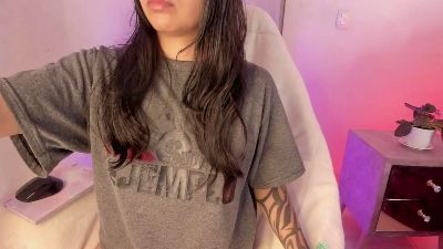 sofi_soft_ live cam on Cam4