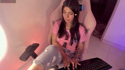 sofi_soft_ live cam on Cam4