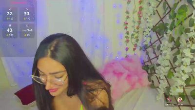 sofia_c04 live cam on Cam4