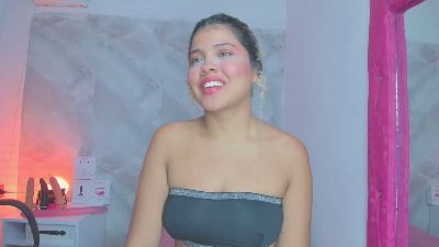 sofiacastillo01 live cam on Cam4