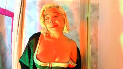 sofiacastillo01 live cam on Cam4