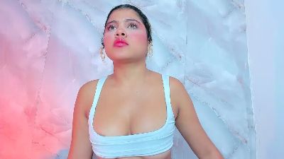 sofiacastillo01 live cam on Cam4