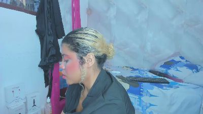 sofiacastillo01 live cam on Cam4
