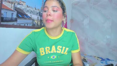 sofiacastillo01 live cam on Cam4