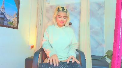 sofiacastillo01 live cam on Cam4