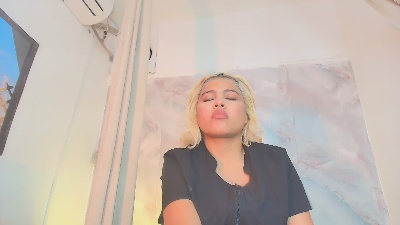 sofiacastillo01 live cam on Cam4
