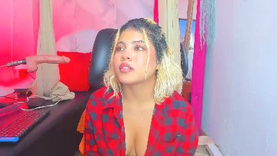 sofiacastillo01 live cam on Cam4