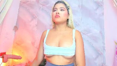 sofiacastillo01 live cam on Cam4