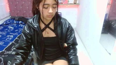 sofiacumgirl live cam on Cam4