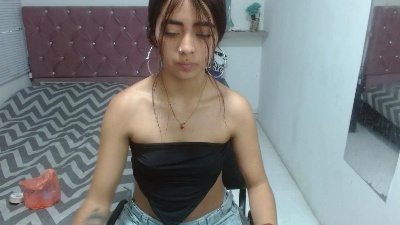 sofiacumgirl live cam on Cam4