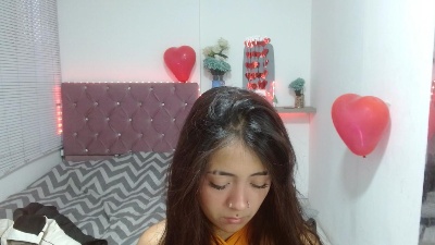 sofiacumgirl live cam on Cam4