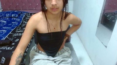 sofiacumgirl live cam on Cam4