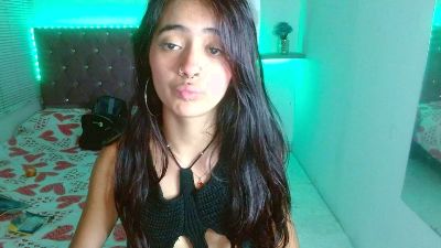 sofiacumgirl live cam on Cam4