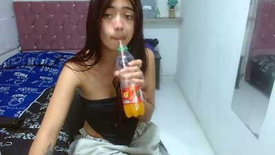 sofiacumgirl live cam on Cam4