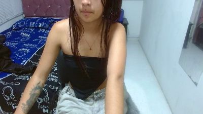 sofiacumgirl live cam on Cam4