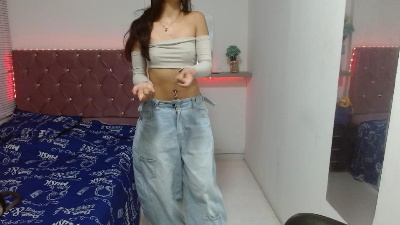 sofiacumgirl live cam on Cam4