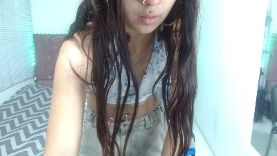sofiacumgirl live cam on Cam4