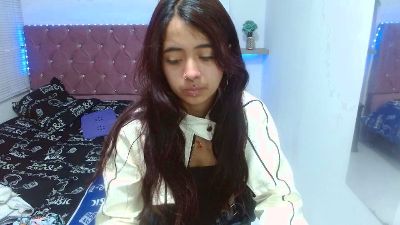 sofiacumgirl live cam on Cam4